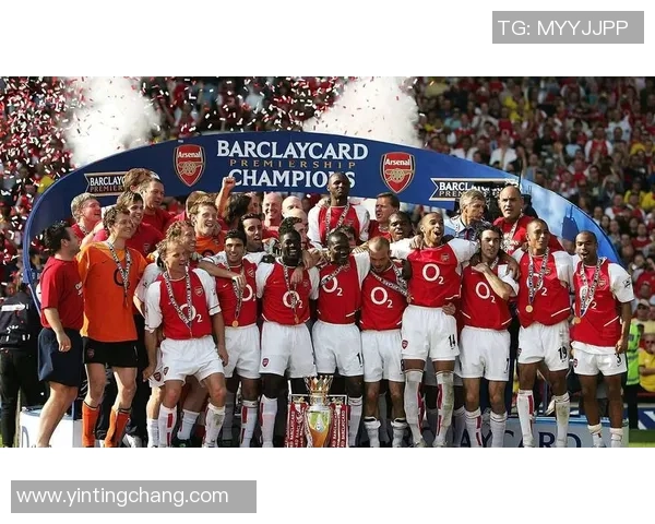 英超足球观：探讨英超联赛的魅力与影响力以及球迷文化的独特性